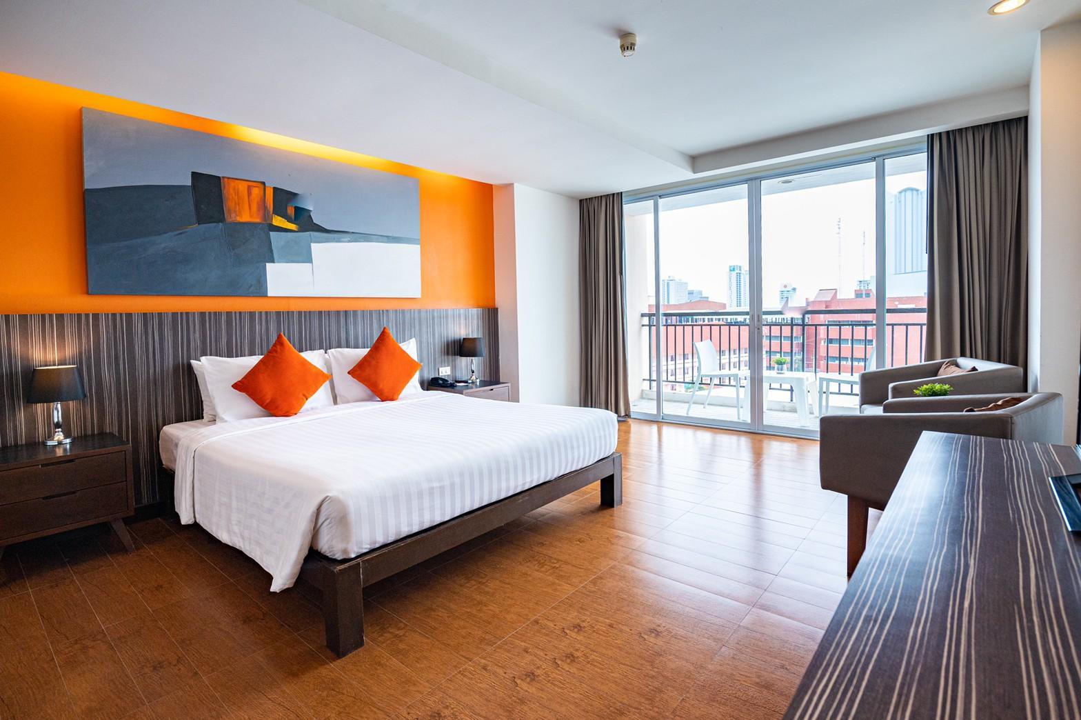 City, Deluxe, Double and Twin Beds