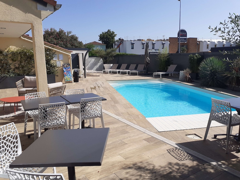 Hotel KYRIAD CARCASSONNE - Aeroport 46/49