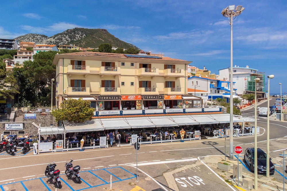 Il Nuovo Gabbiano 7/77