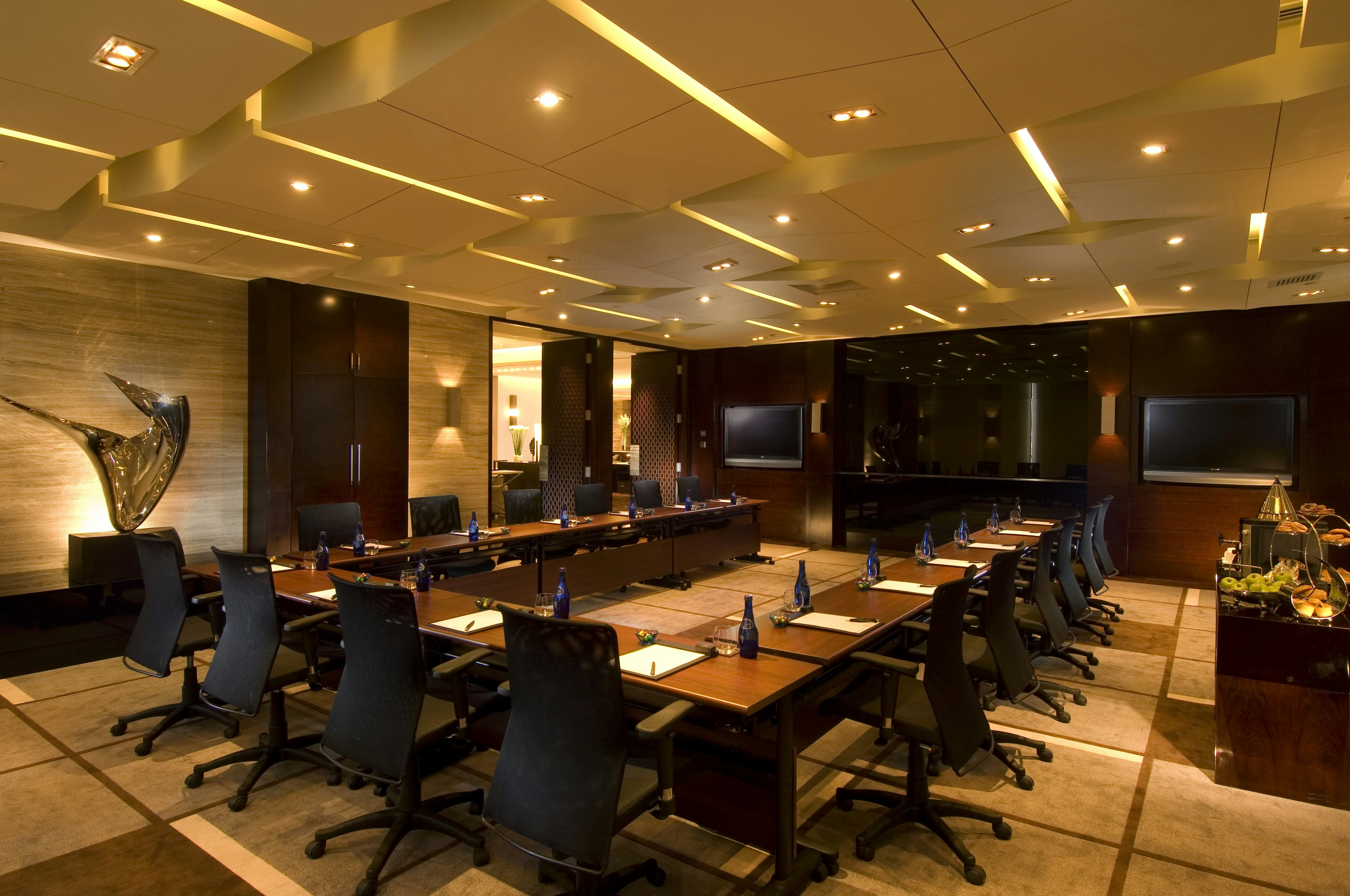 Hilton Beijing Wangfujing 50/52