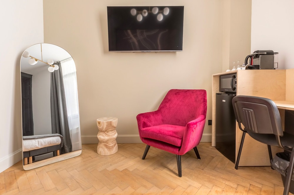 Villa Hotel Gounod 30/51