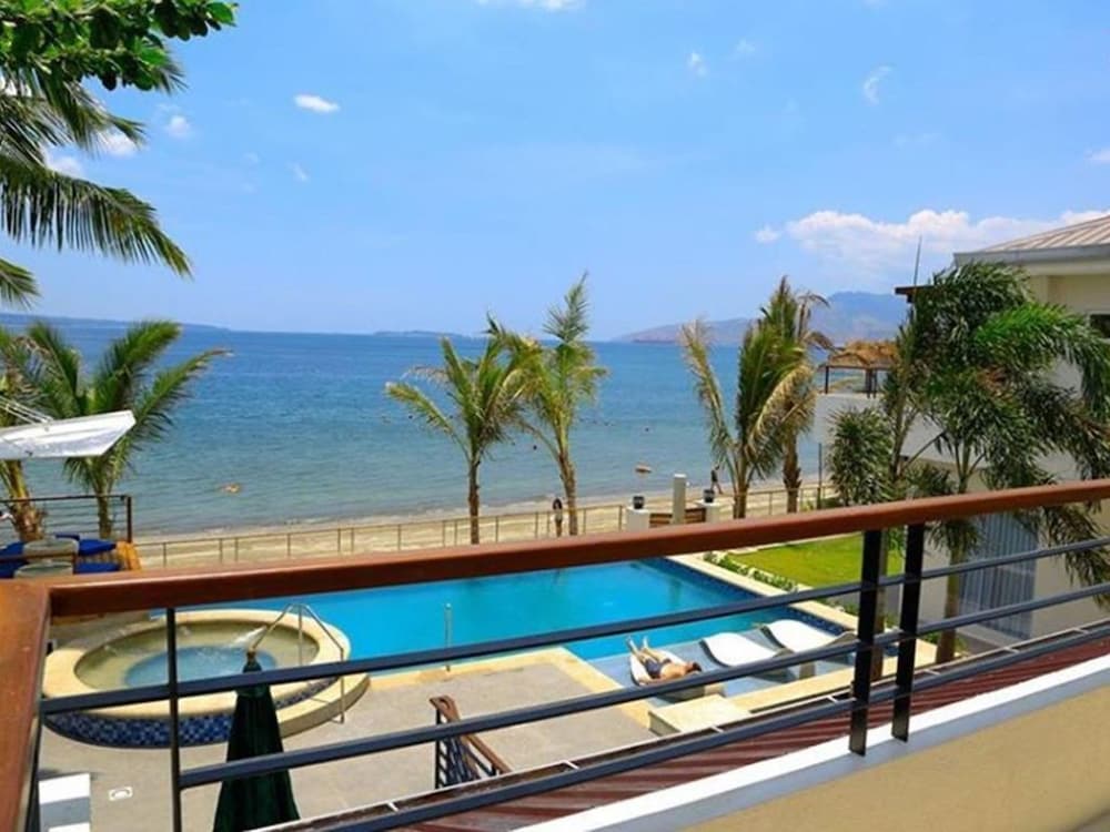 Icove Beach Hotel 7/38