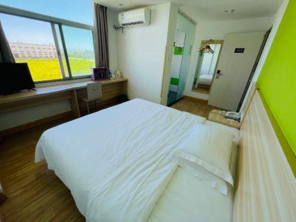 7 Days Inn (Zhuhai Haiquanwan Pingsha) 27/55