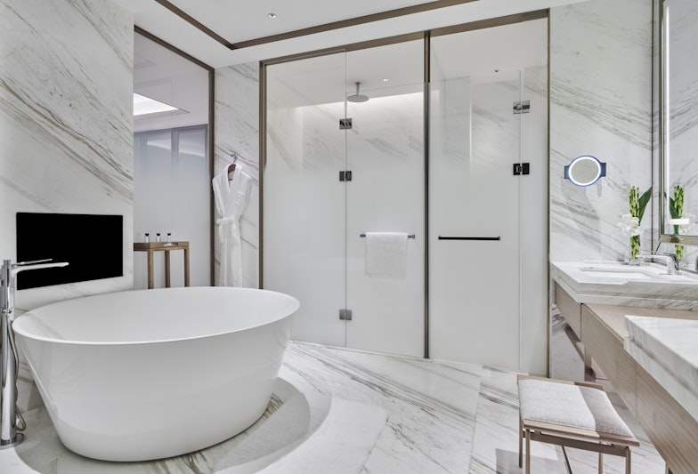Hilton Changsha Riverside 75/76