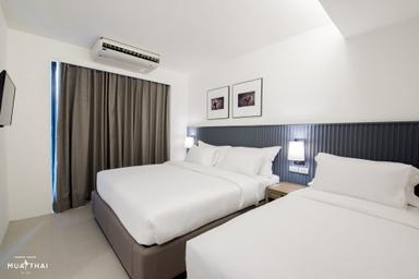 1 Bedroom, Suite, Double Bed, Pool Access