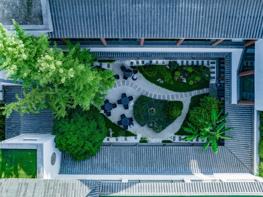 Tonino Lamborghini Hotel Suzhou 43/50