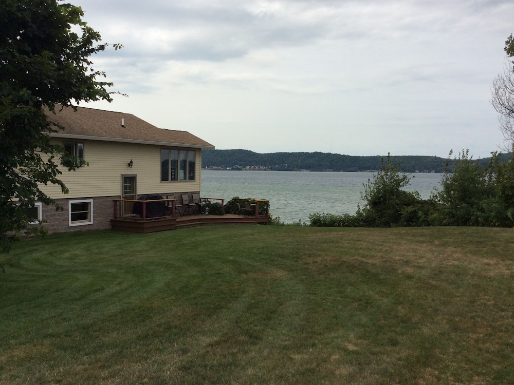 Pictured Rocks Bed and Breakfast 53/61