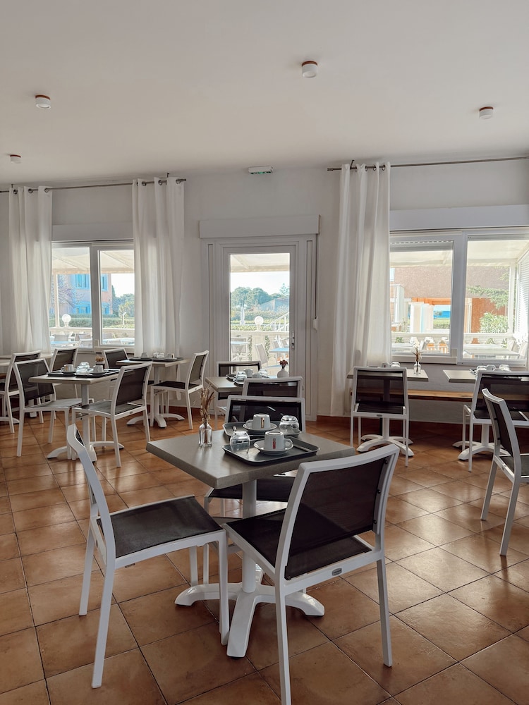 Hotel Thalassa 25/50
