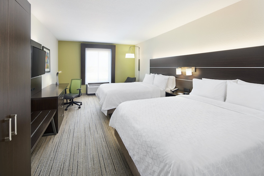 Holiday Inn Express Hotel & Suites Port Richey 21/63
