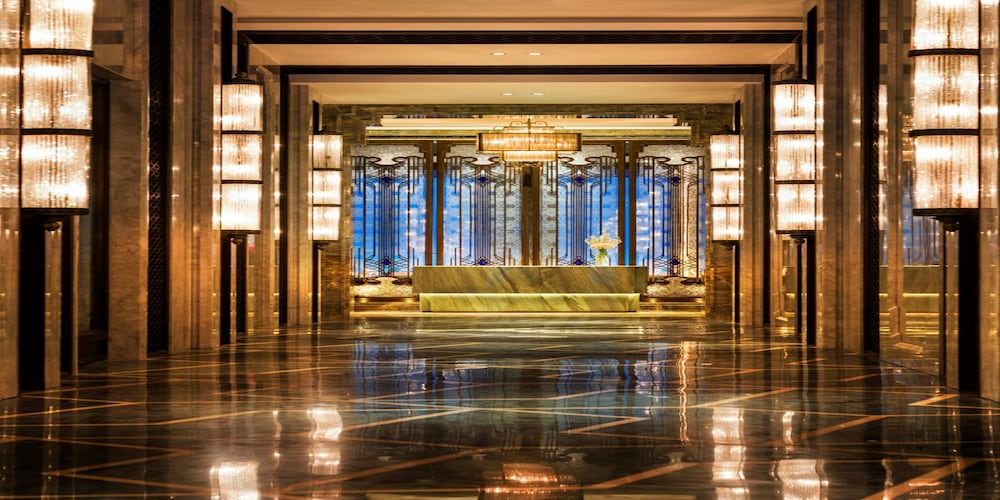 Wanda Reign Chengdu 20/45