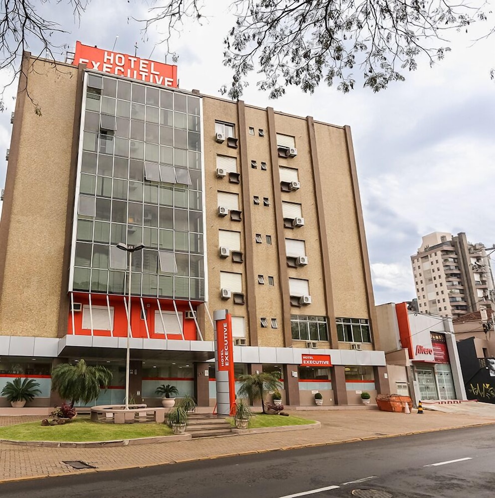 Hotel Suarez Executive 1/69