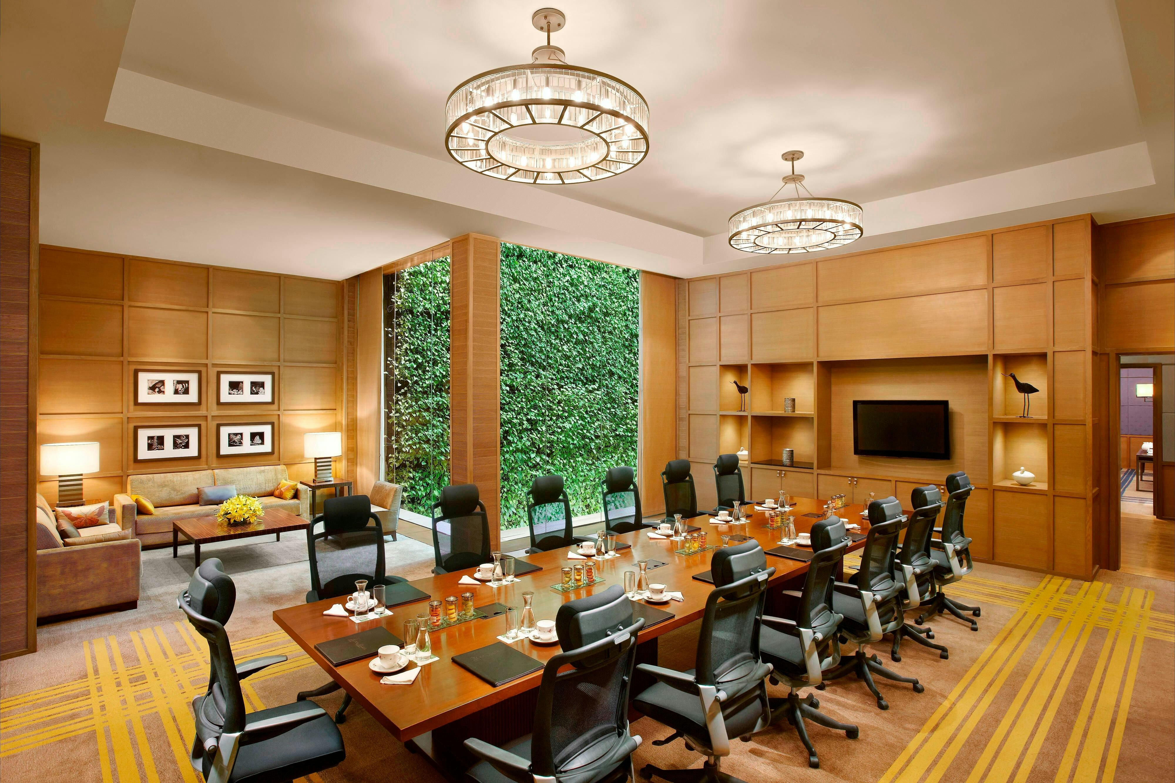 Itc Gardenia A Luxury Collection Hotel 44/47