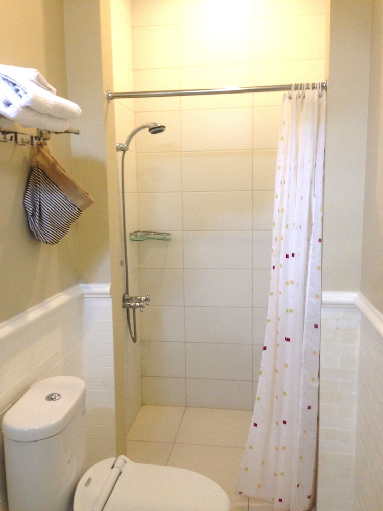 Cottonwood Bed & Breakfast House 3/26