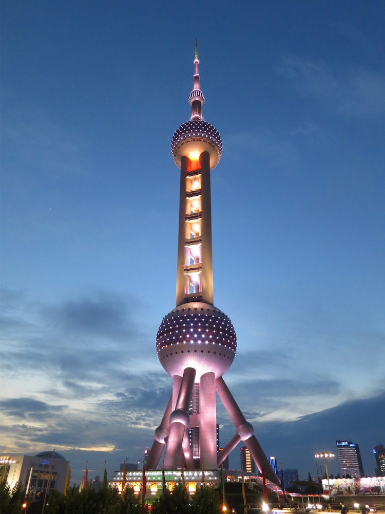 Mercure Shanghai Hongqiao Central 38/41