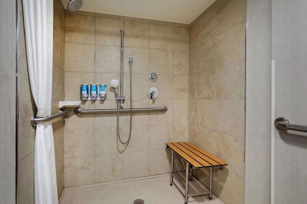 Drury Inn and Suites Springfield IL 49/50