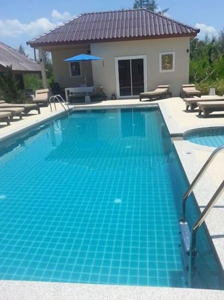 Khaolak Summer House Resort 35/36
