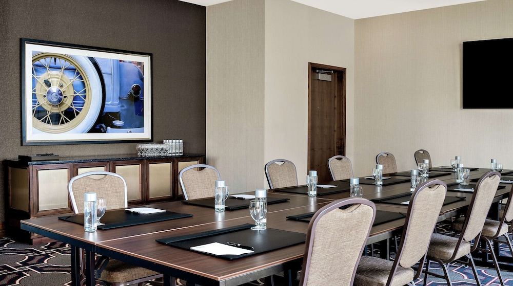 Hampton Inn Chicago Mccormick Place Il 64/80