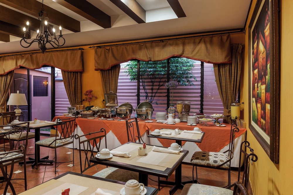 VILLA TERRA HOTEL 36/50