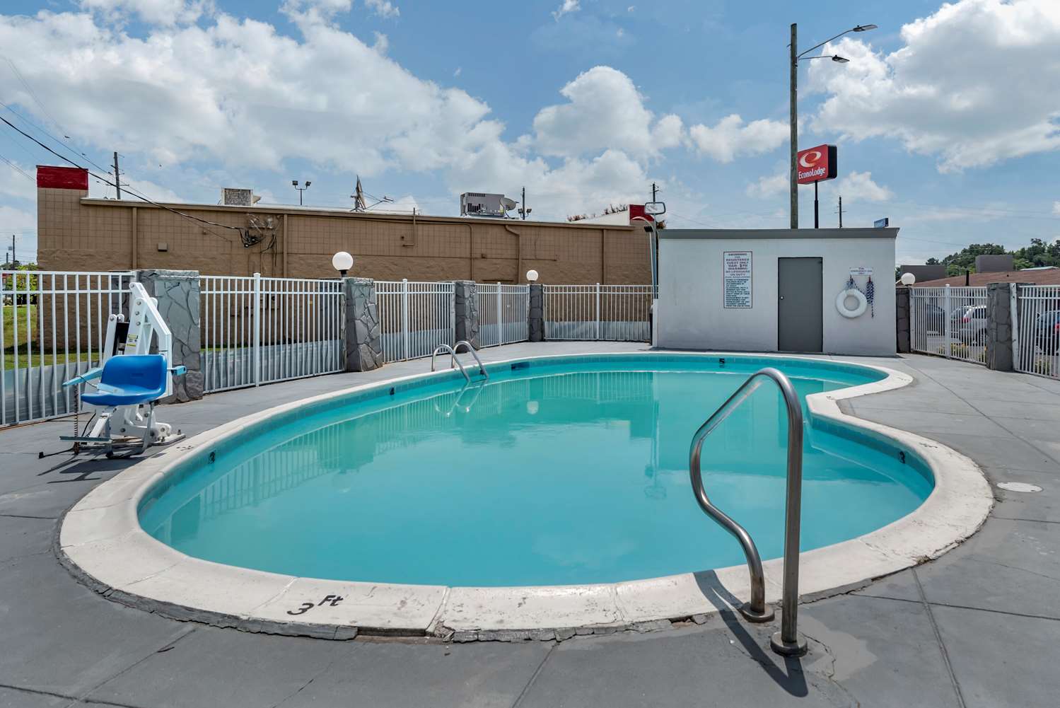 Econo Lodge Oxford near Choccolocco Park 36/37