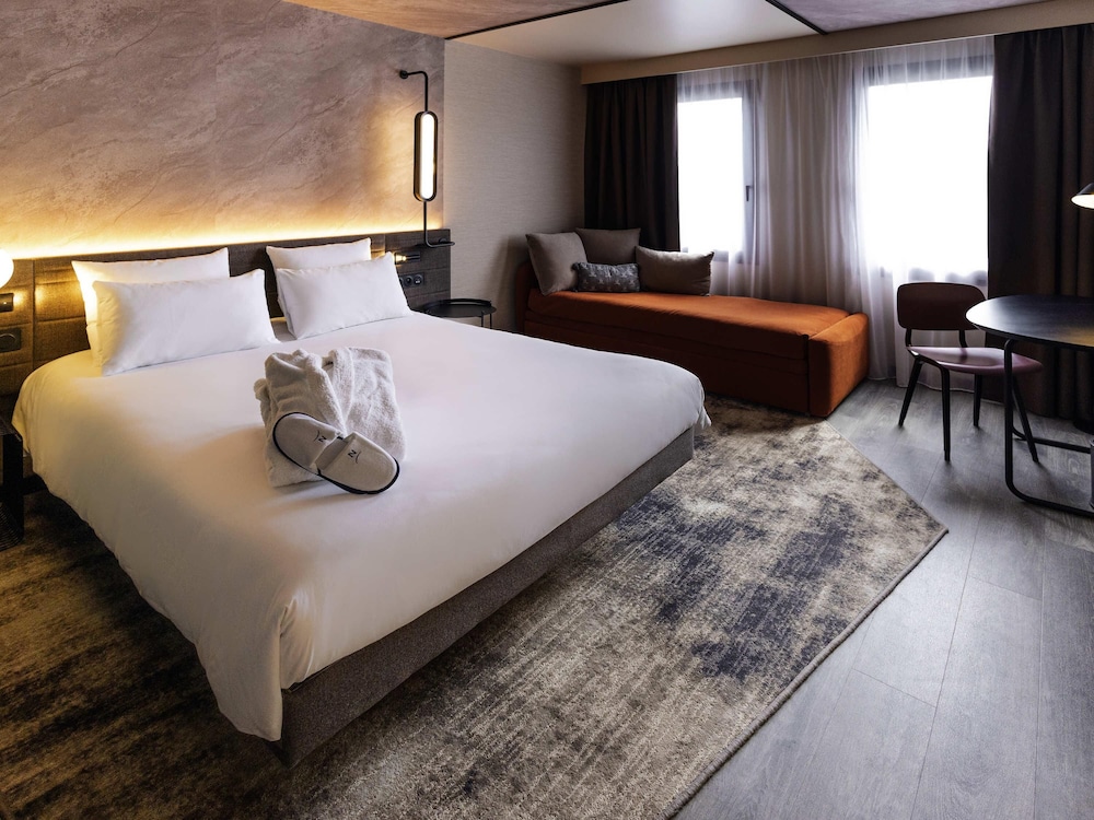 Novotel Paris Suresnes Longchamp 18/48