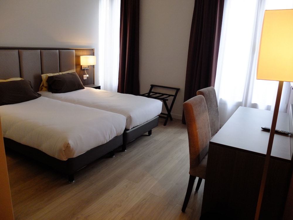 Hotel de Flore 30/60