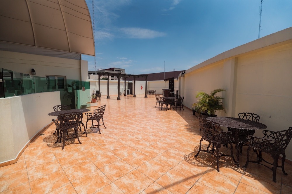 Hotel Alcazar 52/59