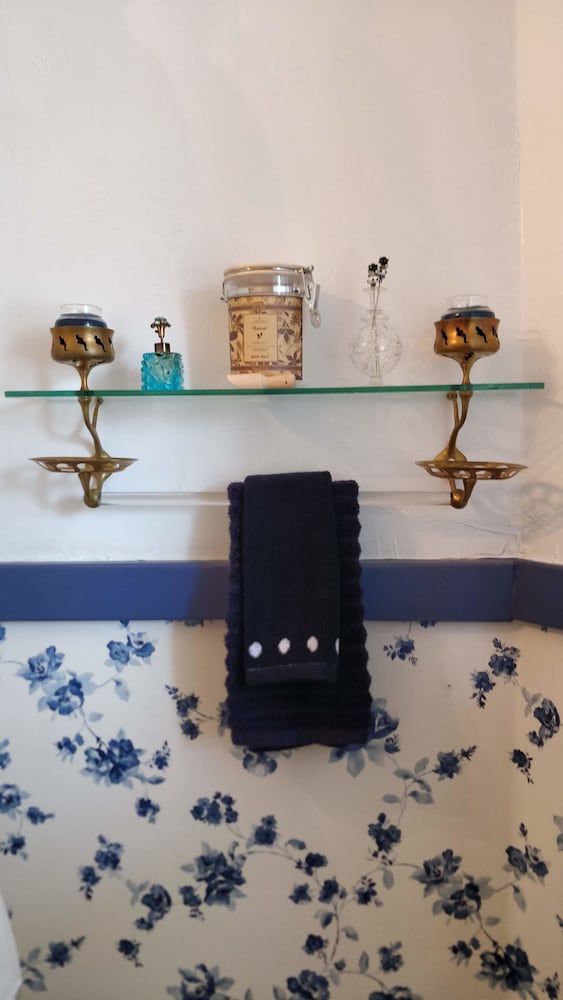 The Lancaster Manor Bed and Breakfast 8/50
