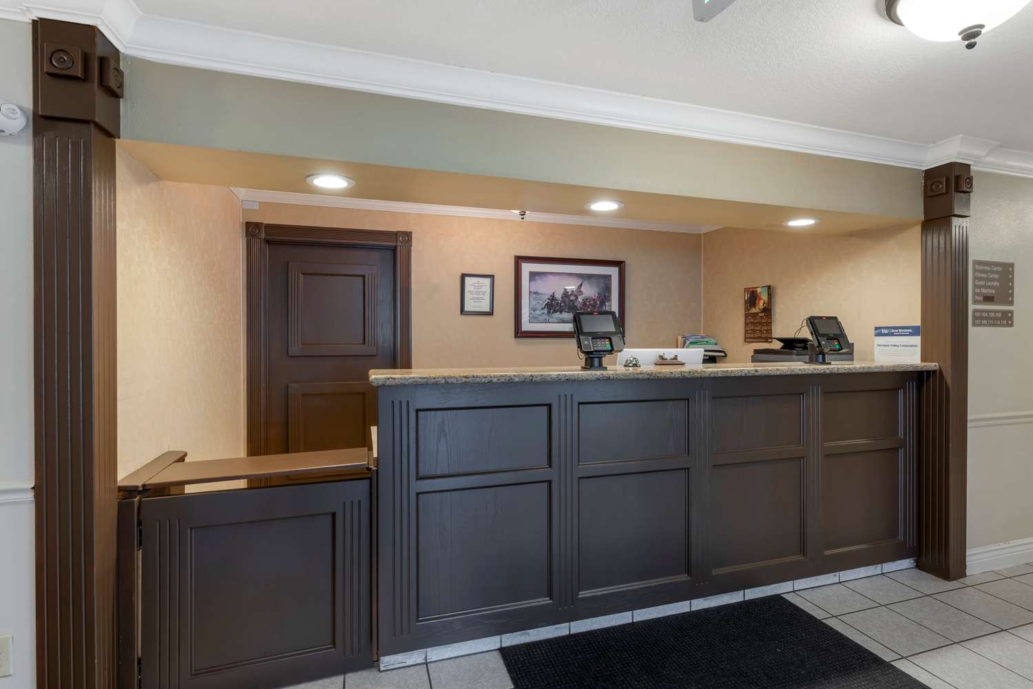 Best Western Colonial Inn 3/14