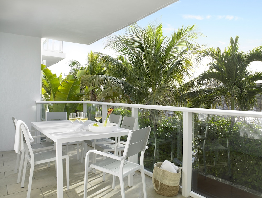 Grand Beach Hotel Surfside West 55/62