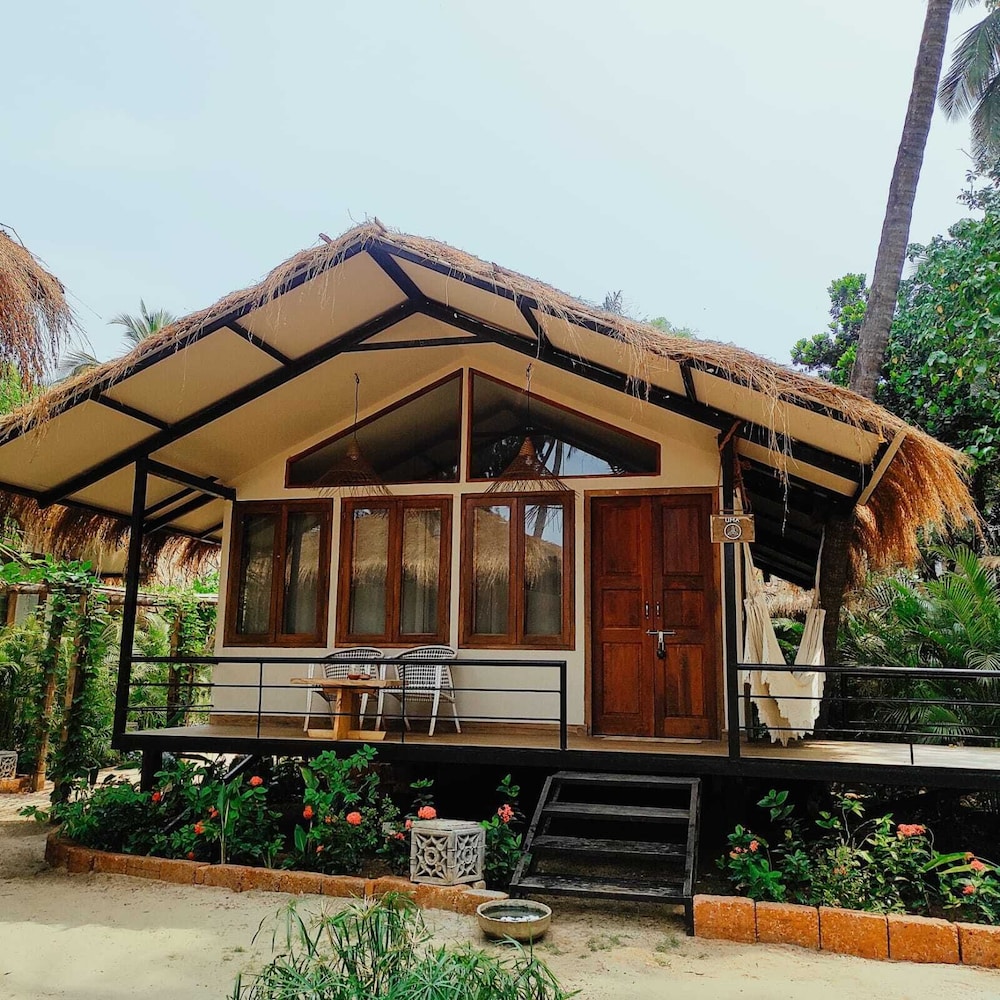 Anahata Retreat 1/50