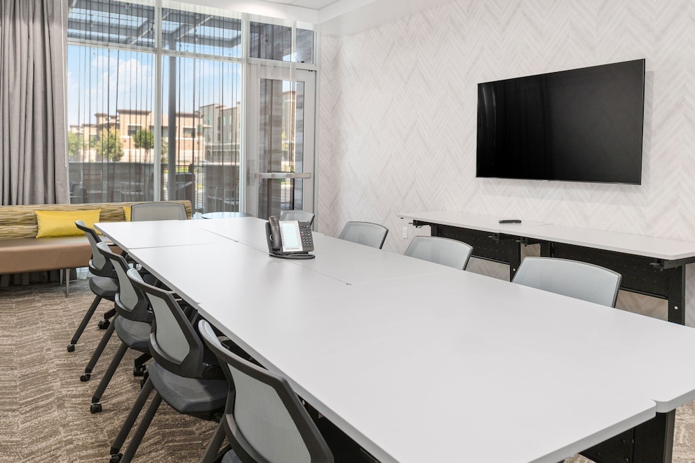 SpringHill Suites by Marriott Riverside Redlands 24/36