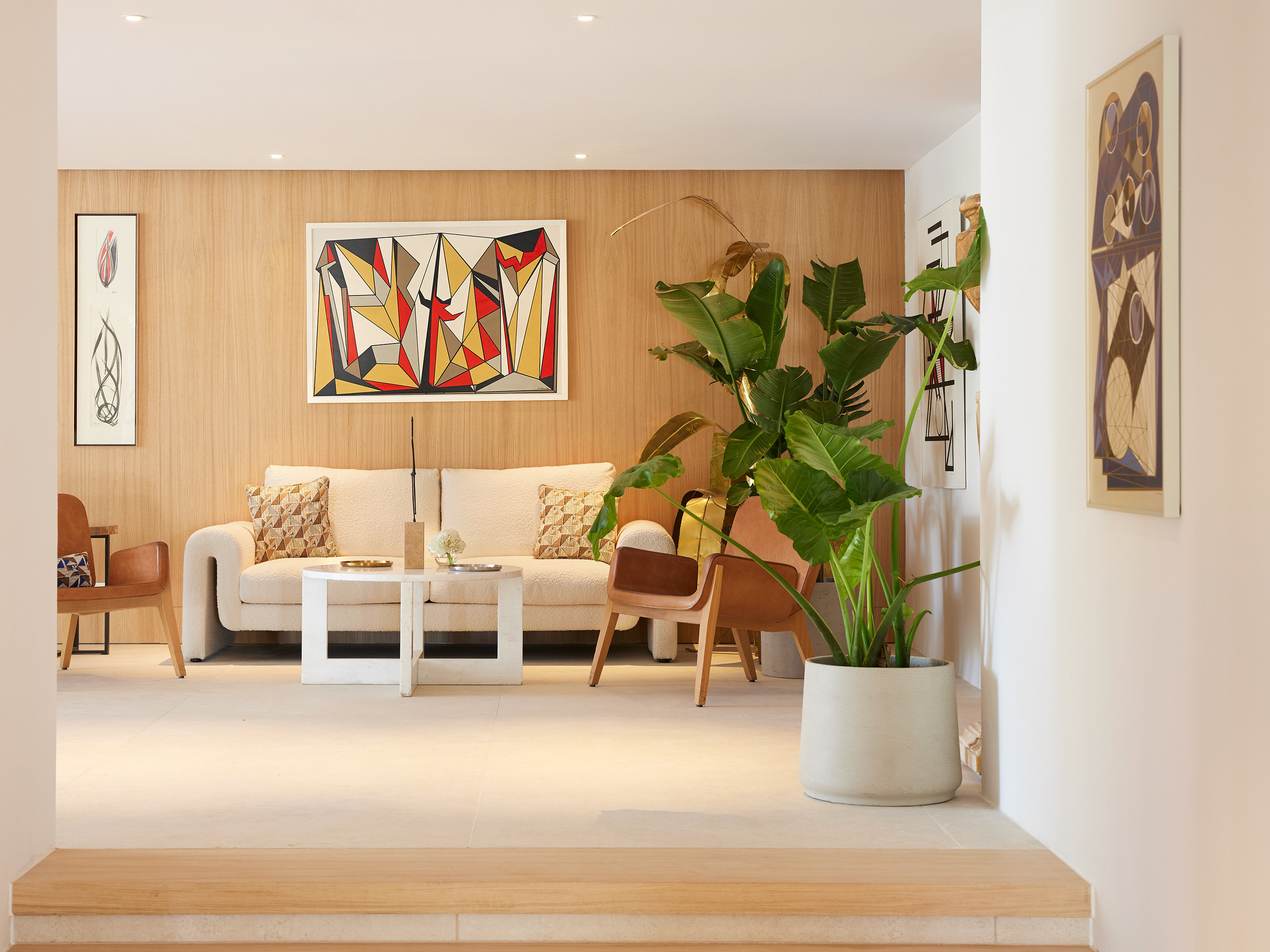 The Roc Club, A Hotel to Live 48/65