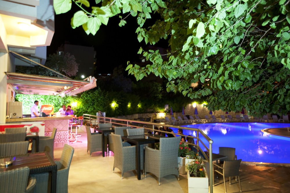 Marbel Hotel 10/60
