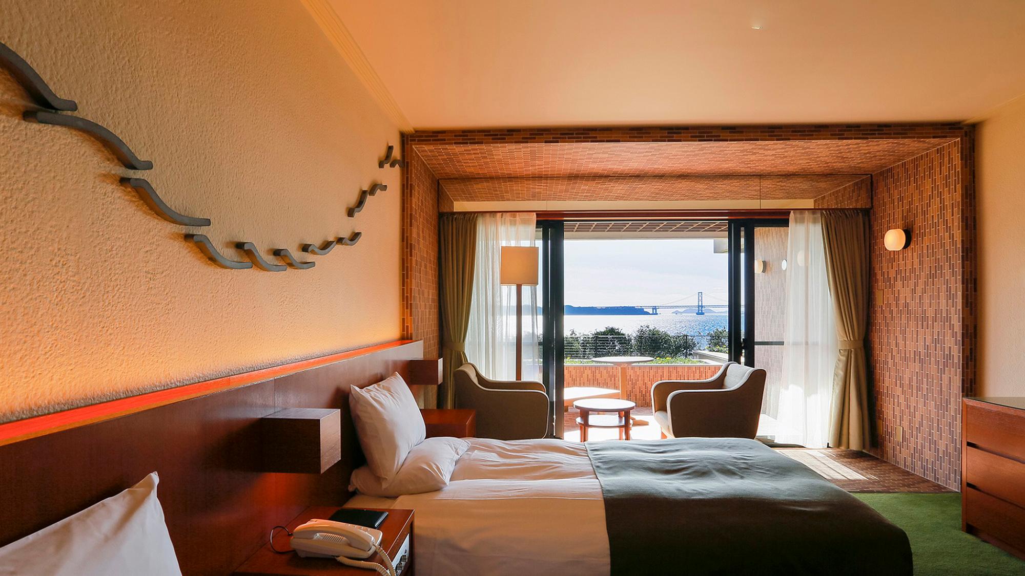 Standard, Twin Beds, Ocean View, Night View