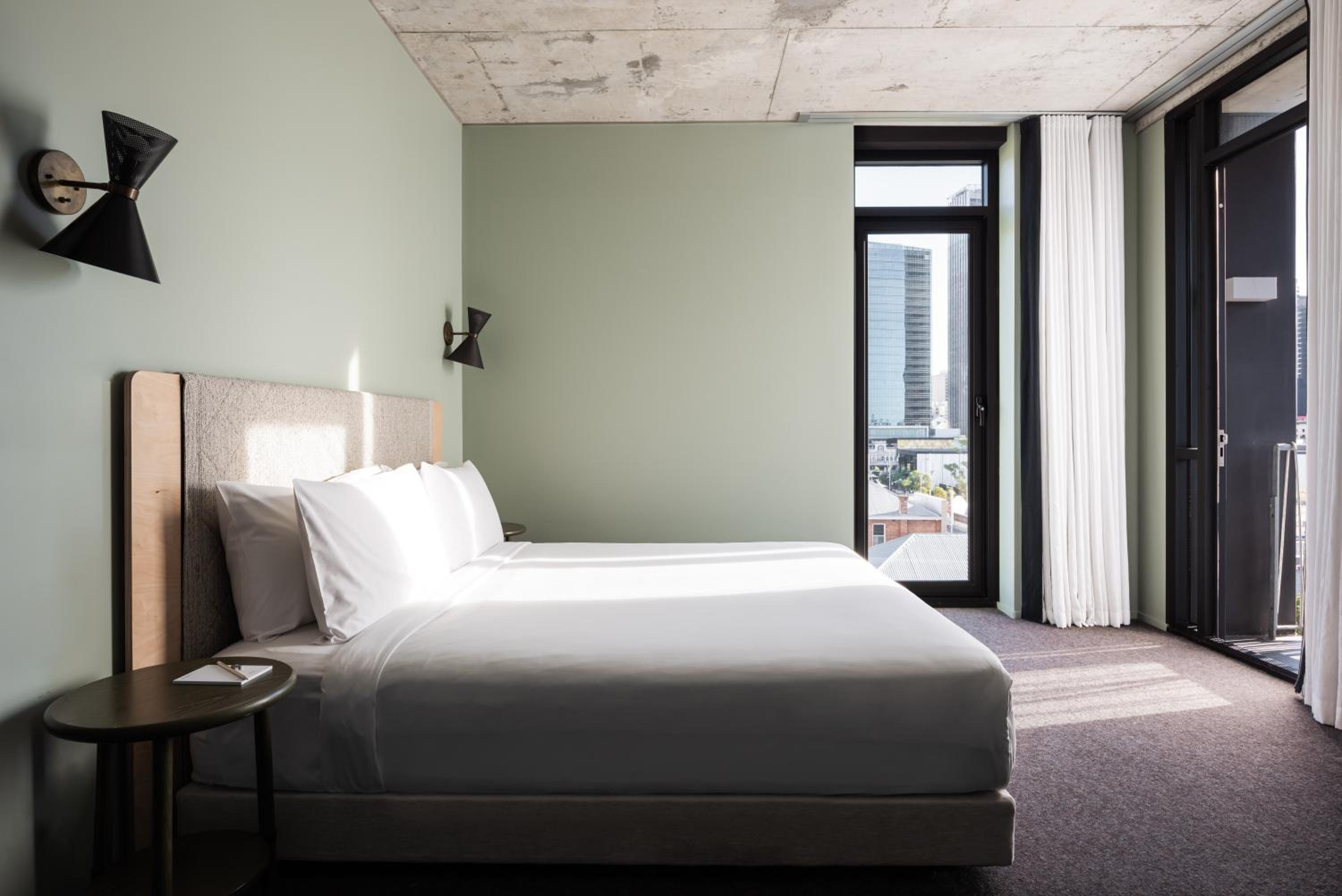 Room, King Bed, Xl