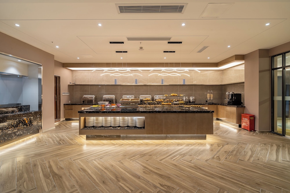 Rezen Select Hotel (Shanghai International Tourism Resort, Chuansha) 15/53
