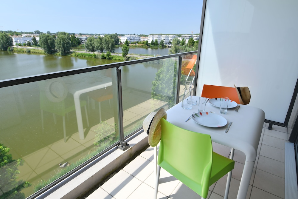 Appart-Hotel Mer & Golf City Bordeaux Bruges 35/60