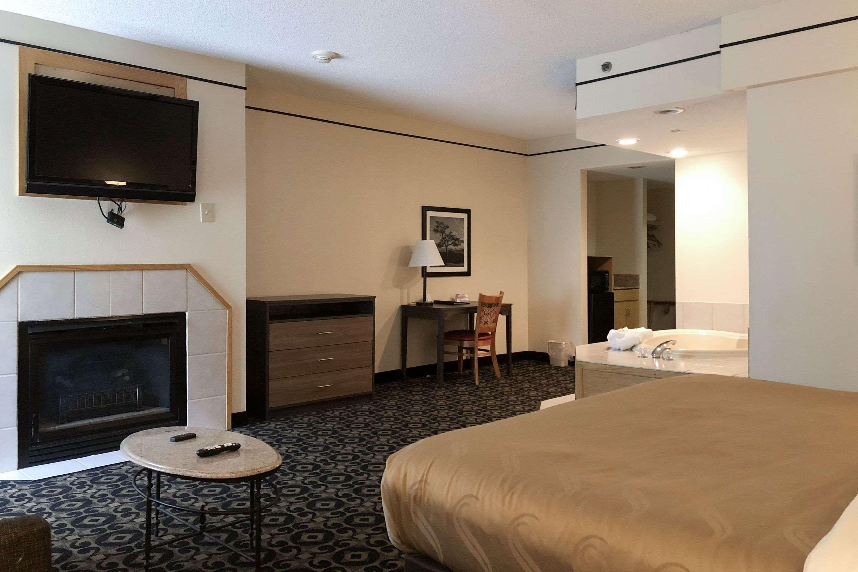 Upgrade, King Bed