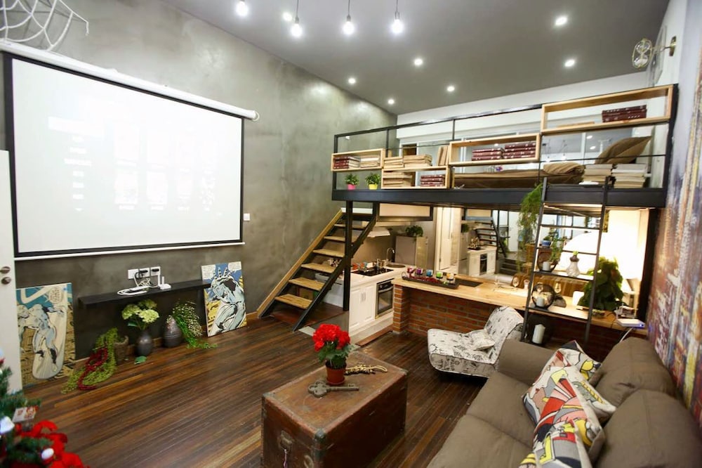 Jy Distributed Theme Hotel Apartment 11/71