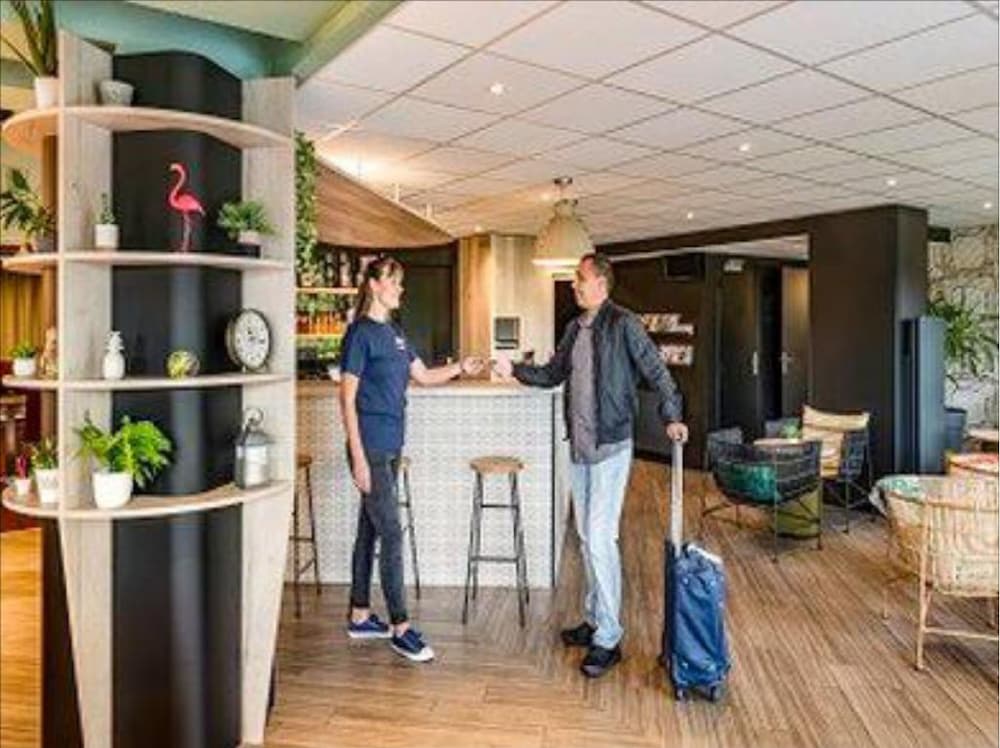 Ibis Styles Albany 41/59