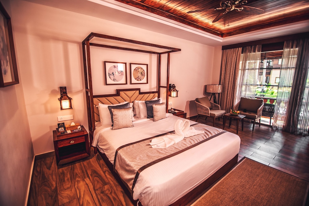 CABANA, QUEEN BED