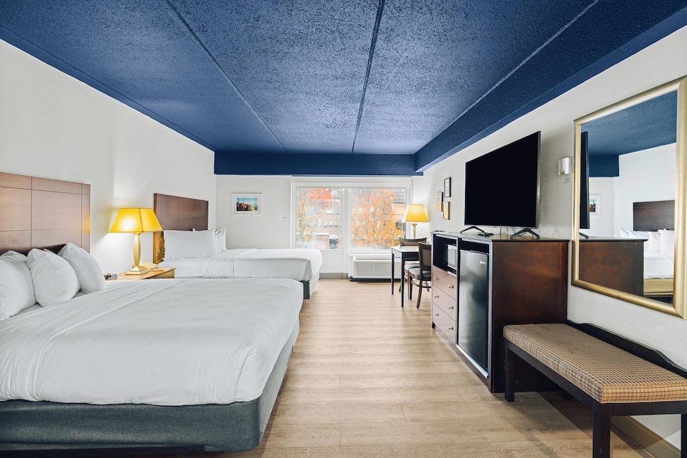 Hotel Downstreet, an Ascend Collection Hotel 11/50