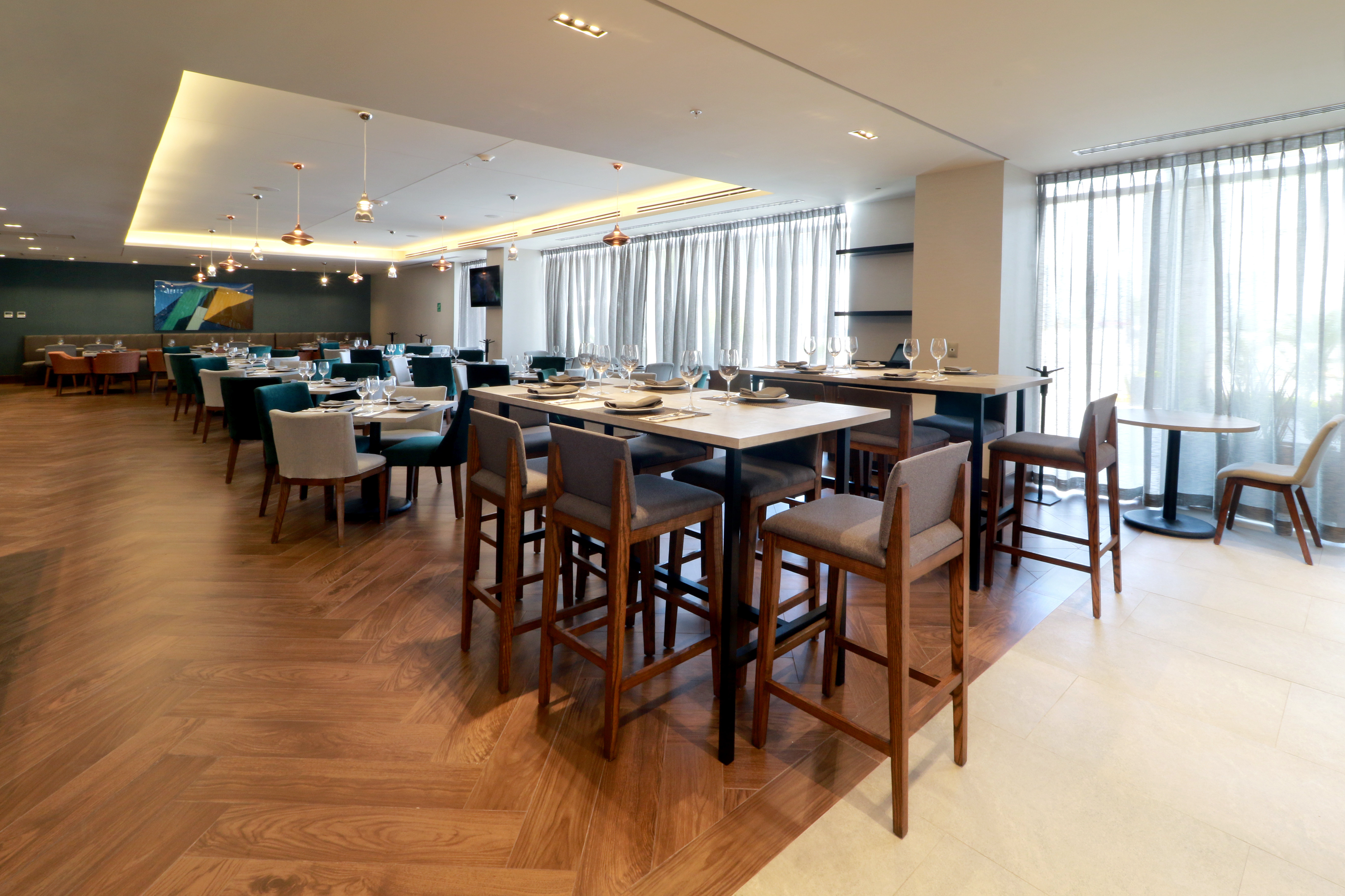 Holiday Inn And Suites Monterrey Apodaca Zona Airport 53/77