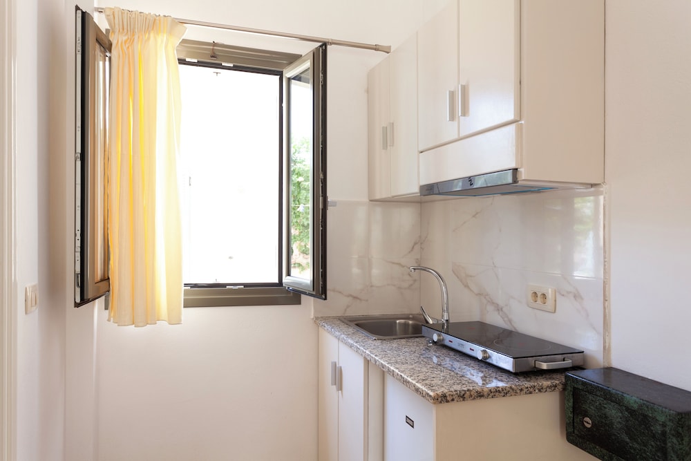 Phevos Villa 45/50