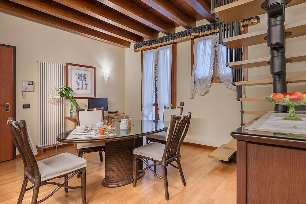 Residence Palazzo Brando 26/42