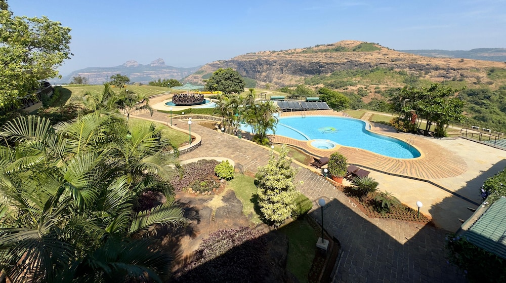 The Upper Deck Resort 37/50