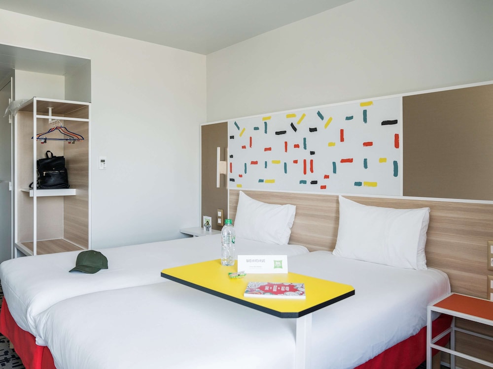 Ibis Styles Guyancourt Versailles 9/69