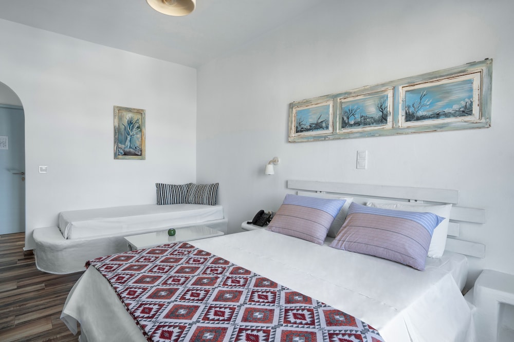 Iris Boutique Hotel 26/74