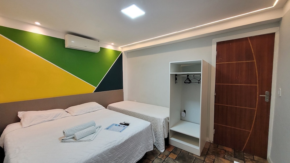 Room, Triple, 1 Double and 1 Single Bed
