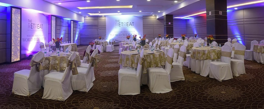 The Retreat 34/50